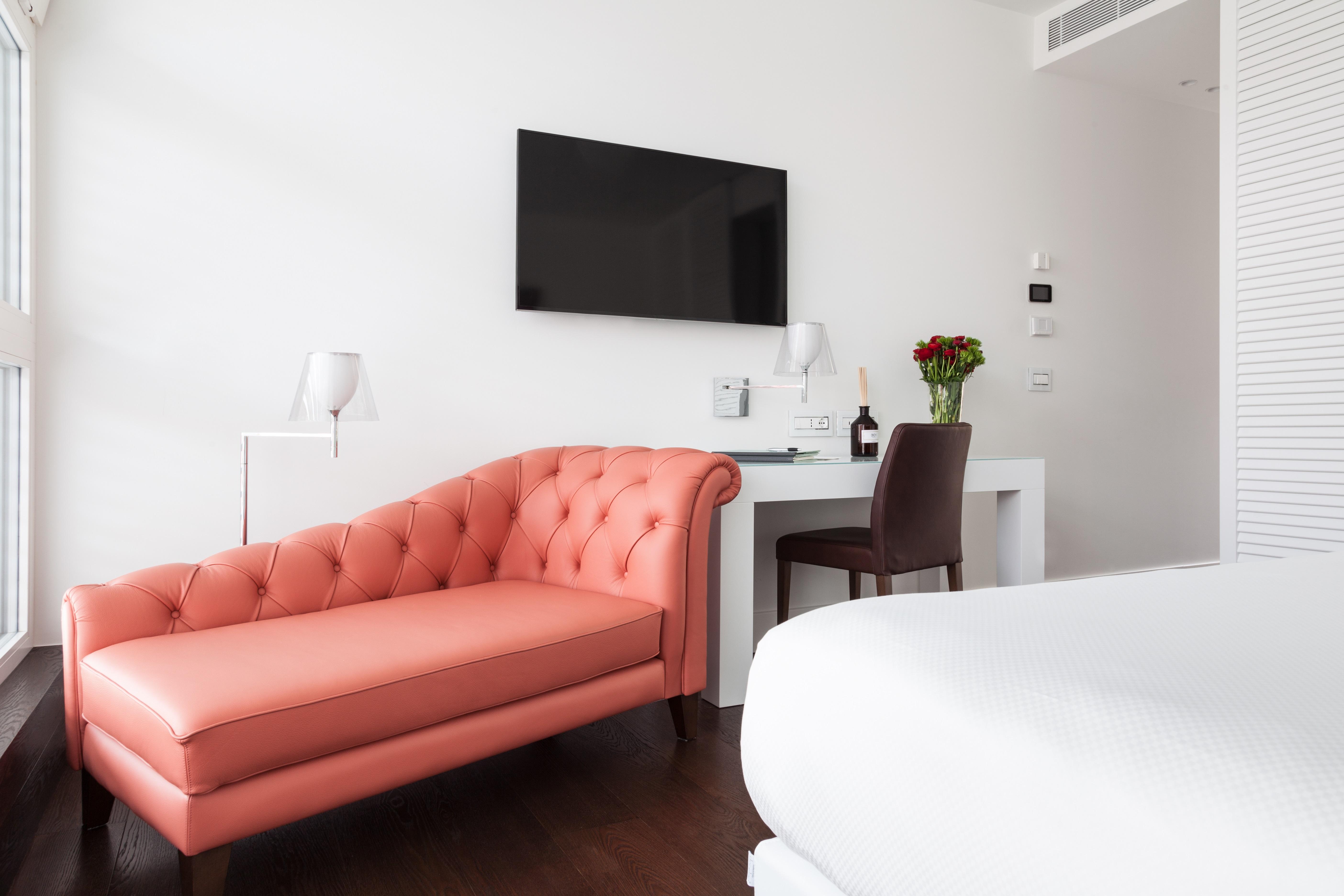 فندق ماجنا باريس 1 هوتل إيه بارفوم ميلان المظهر الخارجي الصورة A room at the hotel